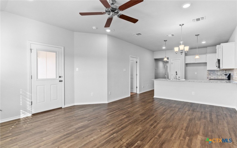 1234 Lexington Drive, Copperas Cove, TX 76522, 3 Habitaciones Habitaciones , ,Residential,En Venta,1234 Lexington Drive,571192