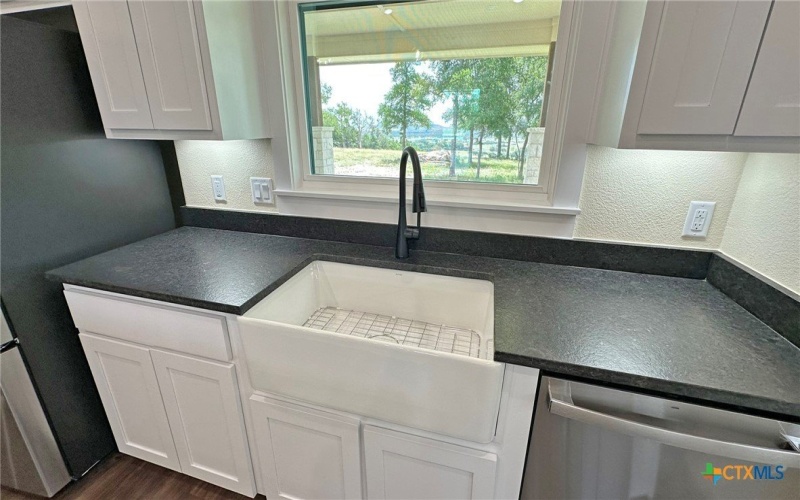 1725 Cottonwood Mesa Drive, Kempner, TX 76539, 4 Bedrooms Bedrooms, ,3 BathroomsBathrooms,Residential,For Sale,1725 Cottonwood Mesa Drive,571616