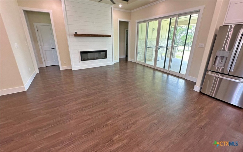 1725 Cottonwood Mesa Drive, Kempner, TX 76539, 4 Bedrooms Bedrooms, ,3 BathroomsBathrooms,Residential,For Sale,1725 Cottonwood Mesa Drive,571616