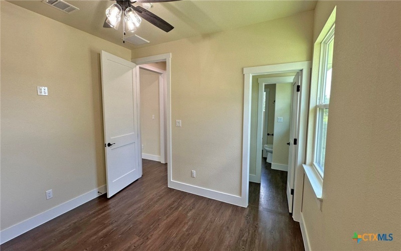 1725 Cottonwood Mesa Drive, Kempner, TX 76539, 4 Bedrooms Bedrooms, ,3 BathroomsBathrooms,Residential,For Sale,1725 Cottonwood Mesa Drive,571616