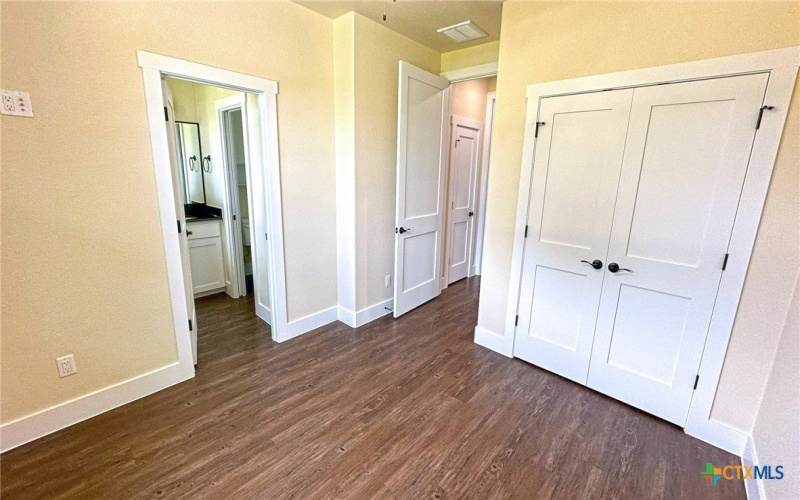 1725 Cottonwood Mesa Drive, Kempner, TX 76539, 4 Bedrooms Bedrooms, ,3 BathroomsBathrooms,Residential,For Sale,1725 Cottonwood Mesa Drive,571616