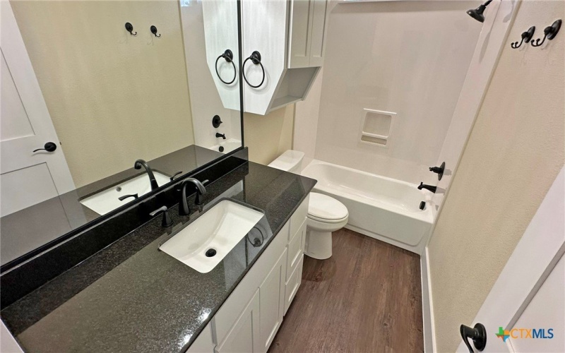1725 Cottonwood Mesa Drive, Kempner, TX 76539, 4 Bedrooms Bedrooms, ,3 BathroomsBathrooms,Residential,For Sale,1725 Cottonwood Mesa Drive,571616