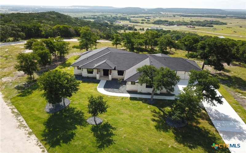 1725 Cottonwood Mesa Drive, Kempner, TX 76539, 4 Bedrooms Bedrooms, ,3 BathroomsBathrooms,Residential,For Sale,1725 Cottonwood Mesa Drive,571616