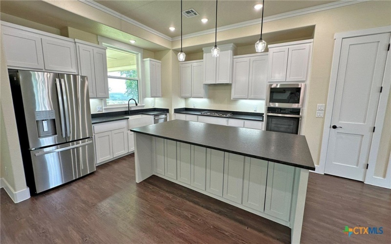 1725 Cottonwood Mesa Drive, Kempner, TX 76539, 4 Bedrooms Bedrooms, ,3 BathroomsBathrooms,Residential,For Sale,1725 Cottonwood Mesa Drive,571616