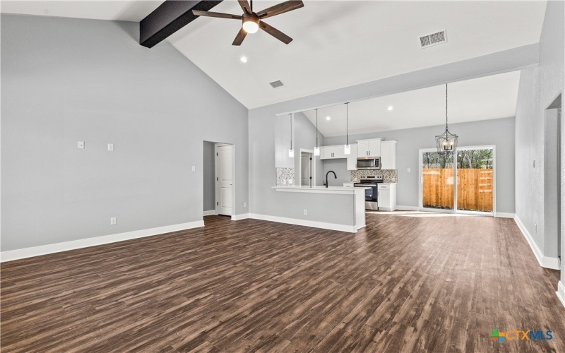 209 Troell Street, Seguin, TX 78155, 3 Bedrooms Bedrooms, ,2 BathroomsBathrooms,Residential,For Sale,209 Troell Street,572016