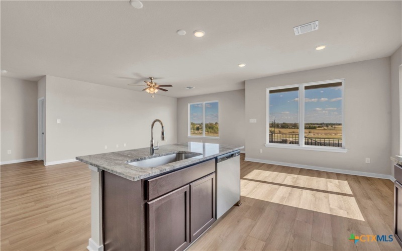 2303 Koppe Tap Lane, Temple, TX 76502, 4 Habitaciones Habitaciones , ,2 BañosBaños,Residential,En Venta,2303 Koppe Tap Lane,0,572703