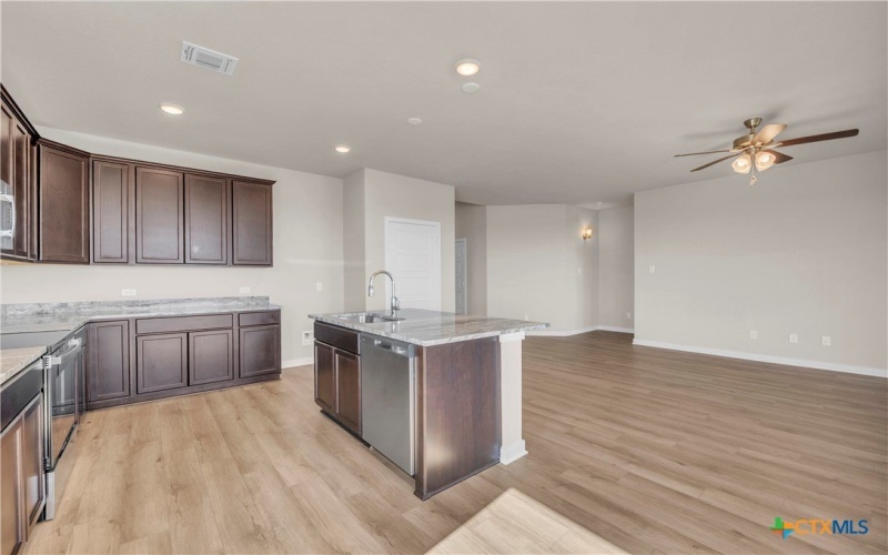 2303 Koppe Tap Lane, Temple, TX 76502, 4 Habitaciones Habitaciones , ,2 BañosBaños,Residential,En Venta,2303 Koppe Tap Lane,0,572703