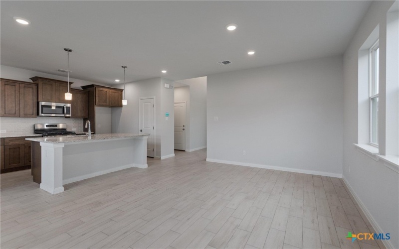 325 Stellar Wind Drive, Georgetown, TX 78628, 4 Habitaciones Habitaciones , ,3 BañosBaños,Residential,En Venta,325 Stellar Wind Drive,567149