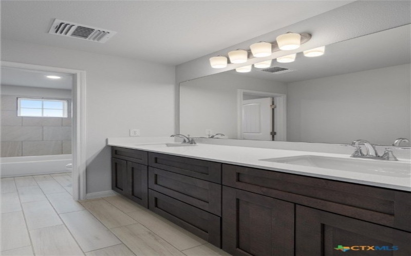 325 Stellar Wind Drive, Georgetown, TX 78628, 4 Habitaciones Habitaciones , ,3 BañosBaños,Residential,En Venta,325 Stellar Wind Drive,567149