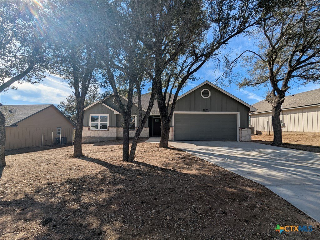 1023 Fieldstone Drive, Lampasas, TX 76550, 3 Habitaciones Habitaciones , ,2 BañosBaños,Residential,En Venta,1023 Fieldstone Drive,0,567199