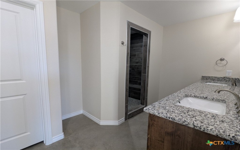 1023 Fieldstone Drive, Lampasas, TX 76550, 3 Habitaciones Habitaciones , ,2 BañosBaños,Residential,En Venta,1023 Fieldstone Drive,0,567199