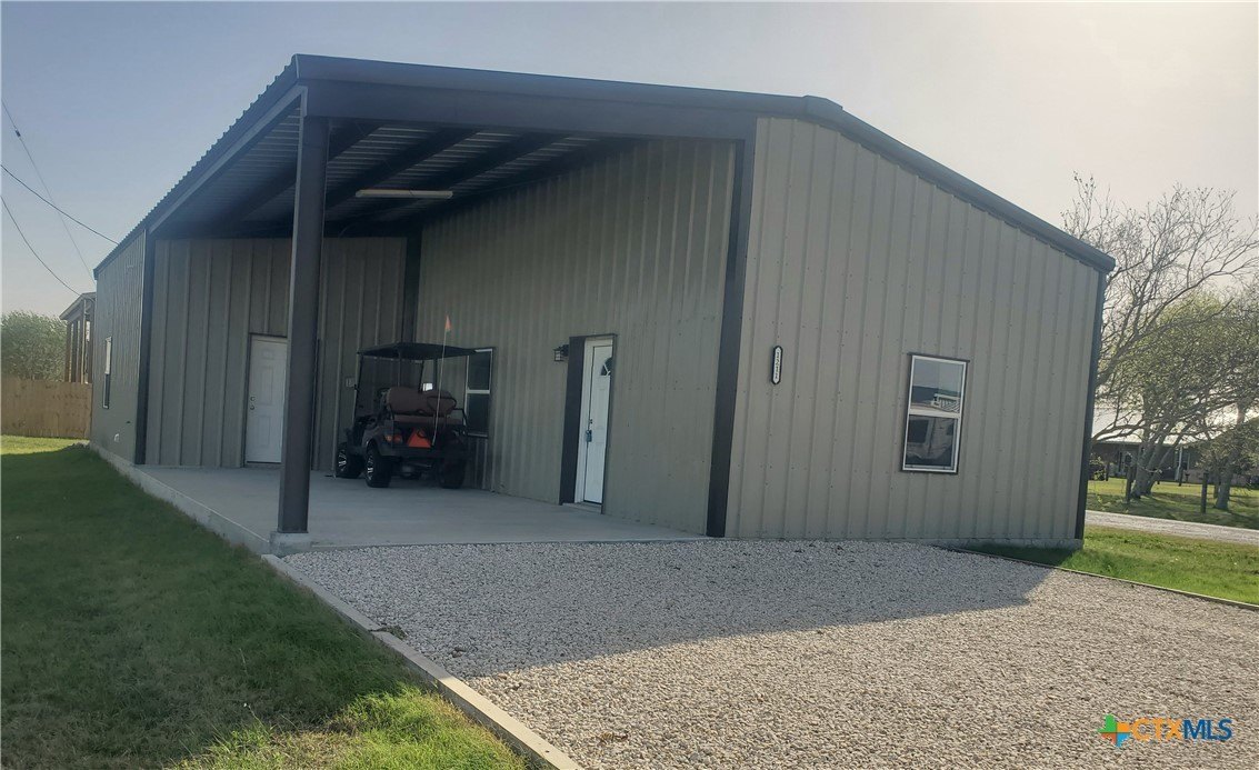 1211 W HOUSON Avenue, Seadrift, TX 77983, 2 Habitaciones Habitaciones , ,2 BañosBaños,Residential,En Venta,1211 W HOUSON Avenue,573161
