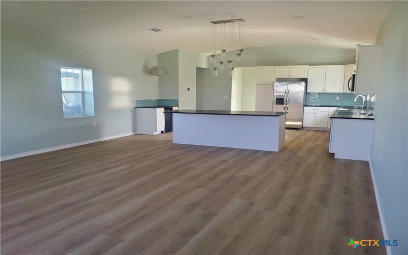 1211 W HOUSON Avenue, Seadrift, TX 77983, 2 Habitaciones Habitaciones , ,2 BañosBaños,Residential,En Venta,1211 W HOUSON Avenue,573161