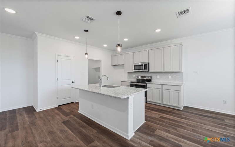 8023 Pineridge Way, Temple, TX 76502, 3 Bedrooms Bedrooms, ,2 BathroomsBathrooms,Residential,For Sale,8023 Pineridge Way,567820