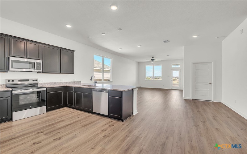 2205 Koppe Tap Lane, Temple, TX 76502, 4 Habitaciones Habitaciones , ,3 BañosBaños,Residential,En Venta,2205 Koppe Tap Lane,0,567831