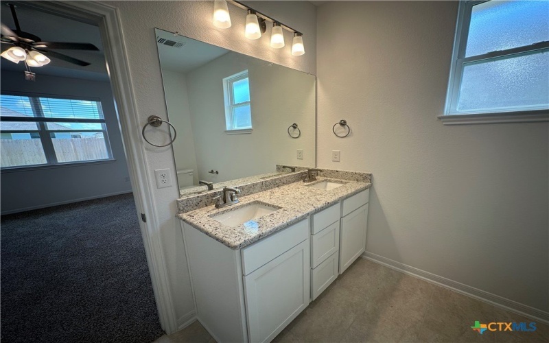 7906 Timber Hollow Lane, Temple, TX 76502, 3 Bedrooms Bedrooms, ,2 BathroomsBathrooms,Residential,For Sale,7906 Timber Hollow Lane,0,573313