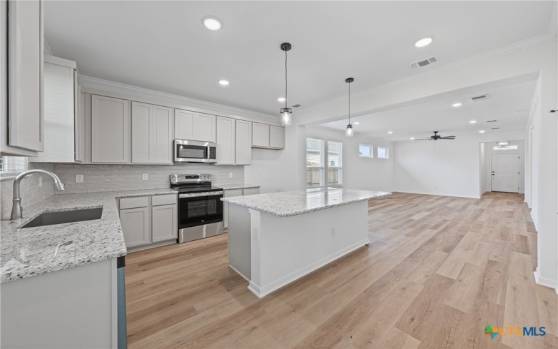 8019 Pineridge Way, Temple, TX 76502, 4 Bedrooms Bedrooms, ,2 BathroomsBathrooms,Residential,For Sale,8019 Pineridge Way,567918