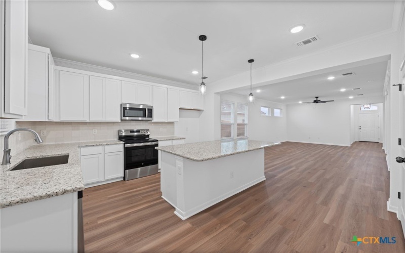 8011 Pineridge Way, Temple, TX 76502, 4 Bedrooms Bedrooms, ,2 BathroomsBathrooms,Residential,For Sale,8011 Pineridge Way,567921