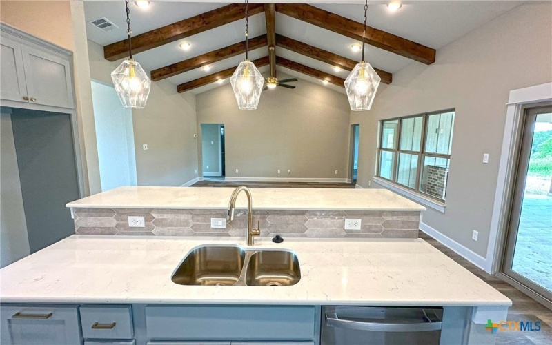 3154 Fish Pond Drive, Copperas Cove, TX 76522, 4 Habitaciones Habitaciones , ,3 BañosBaños,Residential,En Venta,3154 Fish Pond Drive,567927