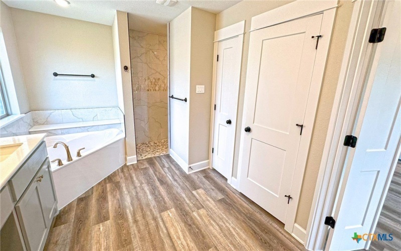 3154 Fish Pond Drive, Copperas Cove, TX 76522, 4 Habitaciones Habitaciones , ,3 BañosBaños,Residential,En Venta,3154 Fish Pond Drive,567927