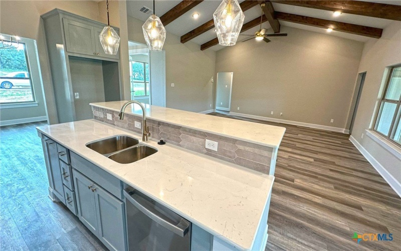 3154 Fish Pond Drive, Copperas Cove, TX 76522, 4 Habitaciones Habitaciones , ,3 BañosBaños,Residential,En Venta,3154 Fish Pond Drive,567927