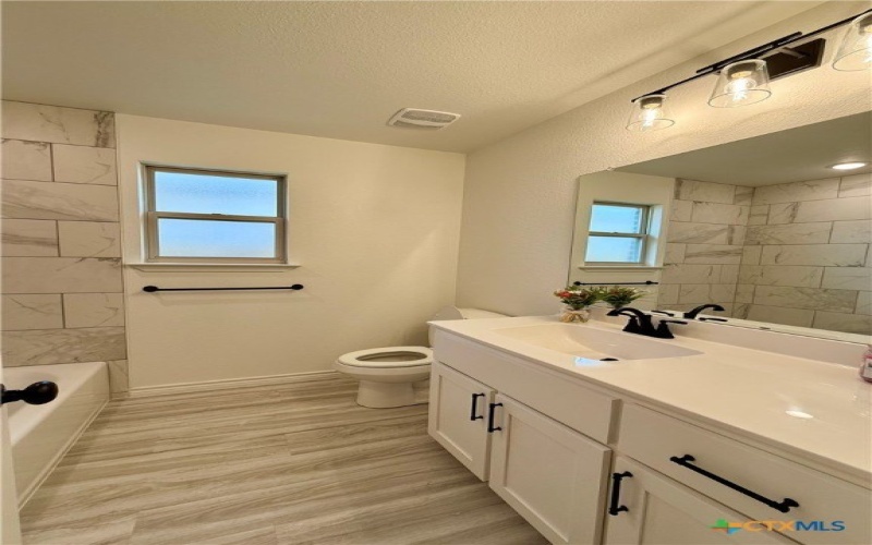 5201 White Rose Drive, Killeen, TX 76542, 3 Bedrooms Bedrooms, ,2 BathroomsBathrooms,Residential,For Sale,5201 White Rose Drive,573688