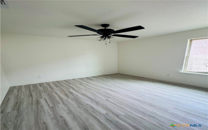 5201 White Rose Drive, Killeen, TX 76542, 3 Bedrooms Bedrooms, ,2 BathroomsBathrooms,Residential,For Sale,5201 White Rose Drive,573688