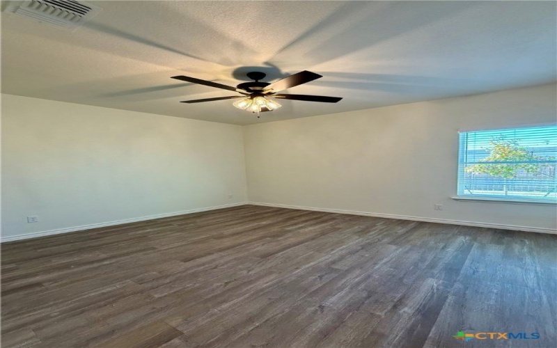 5111 White Rose Drive, Killeen, TX 76542, 3 Bedrooms Bedrooms, ,2 BathroomsBathrooms,Residential,For Sale,5111 White Rose Drive,0,573690