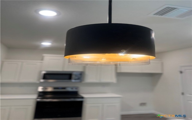 5111 White Rose Drive, Killeen, TX 76542, 3 Bedrooms Bedrooms, ,2 BathroomsBathrooms,Residential,For Sale,5111 White Rose Drive,0,573690