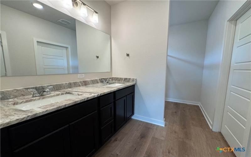 126 University Avenue, Troy, TX 76579, 4 Habitaciones Habitaciones , ,2 BañosBaños,Residential,En Venta,126 University Avenue,0,576927