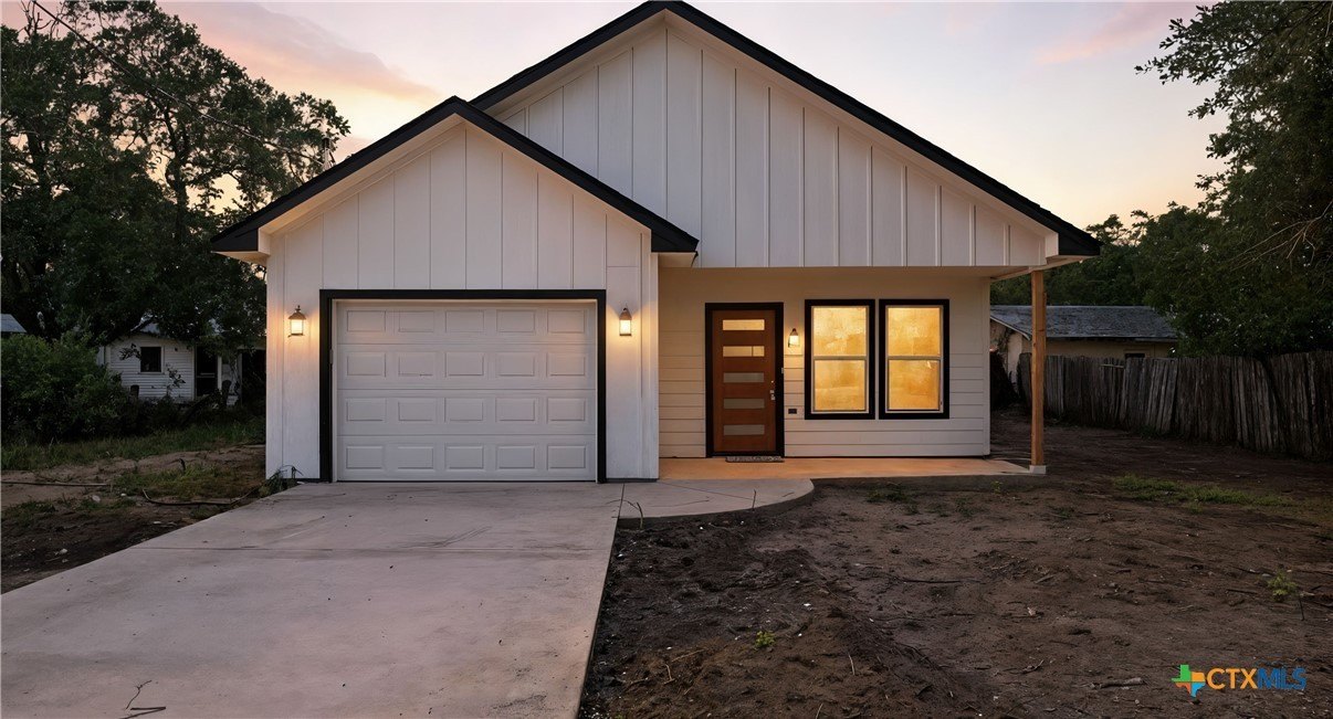 1420 Harwood Street, Gonzales, TX 78629, 3 Bedrooms Bedrooms, ,2 BathroomsBathrooms,Residential,For Sale,1420 Harwood Street,576952