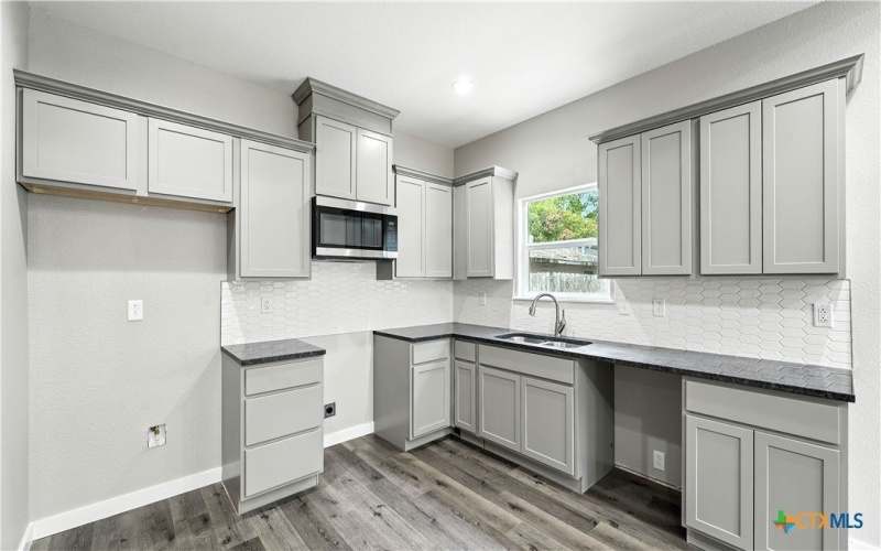 1420 Harwood Street, Gonzales, TX 78629, 3 Bedrooms Bedrooms, ,2 BathroomsBathrooms,Residential,For Sale,1420 Harwood Street,576952