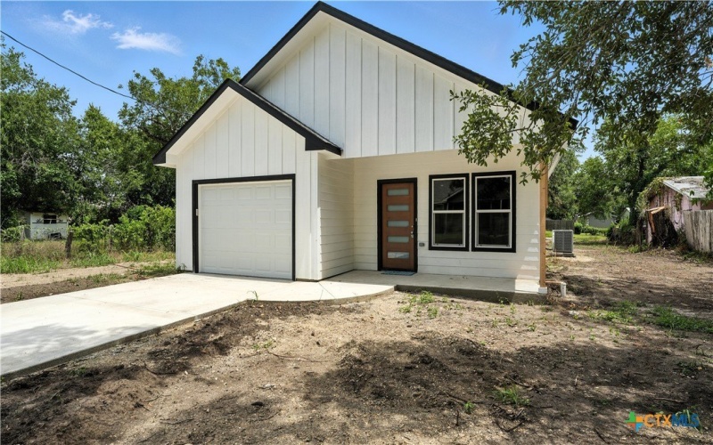 1420 Harwood Street, Gonzales, TX 78629, 3 Bedrooms Bedrooms, ,2 BathroomsBathrooms,Residential,For Sale,1420 Harwood Street,576952