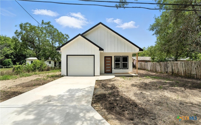 1420 Harwood Street, Gonzales, TX 78629, 3 Bedrooms Bedrooms, ,2 BathroomsBathrooms,Residential,For Sale,1420 Harwood Street,576952