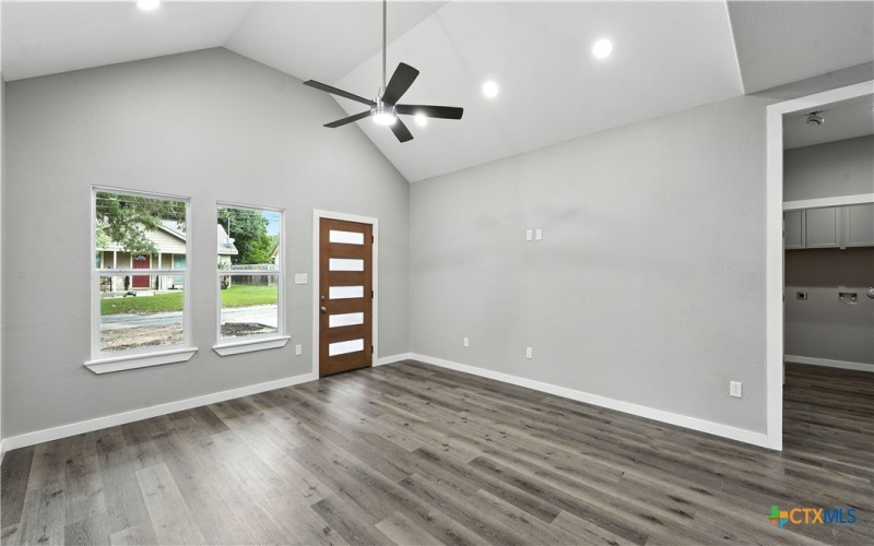 1420 Harwood Street, Gonzales, TX 78629, 3 Bedrooms Bedrooms, ,2 BathroomsBathrooms,Residential,For Sale,1420 Harwood Street,576952