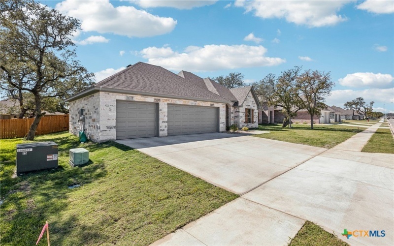 1313 Shirley Faye Lane, Salado, TX 76571, 4 Bedrooms Bedrooms, ,2 BathroomsBathrooms,Residential,For Sale,1313 Shirley Faye Lane,0,576972