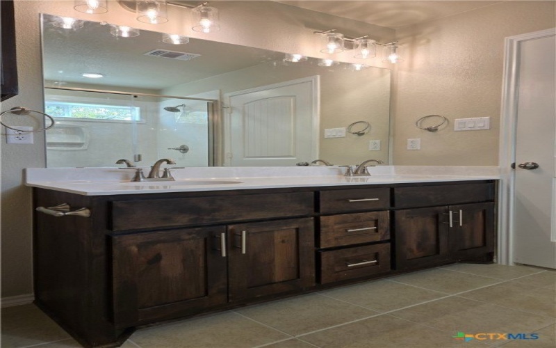 1421 Fossil Trail, Belton, TX 76513, 4 Habitaciones Habitaciones , ,2 BañosBaños,Residential,En Venta,1421 Fossil Trail,577251
