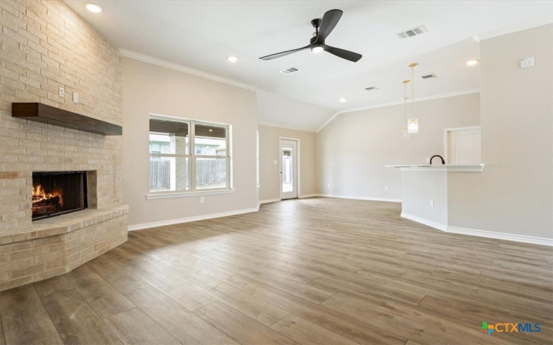 604 Magnolia Drive, Troy, TX 76579, 4 Habitaciones Habitaciones , ,2 BañosBaños,Residential,En Venta,604 Magnolia Drive,577301