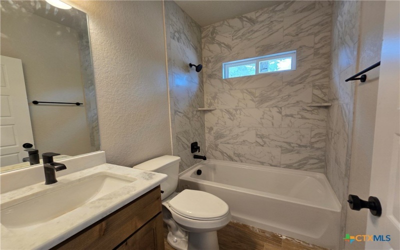 894 Luehlfing Drive, Canyon Lake, TX 78133, 3 Bedrooms Bedrooms, ,2 BathroomsBathrooms,Residential,For Sale,894 Luehlfing Drive,577362