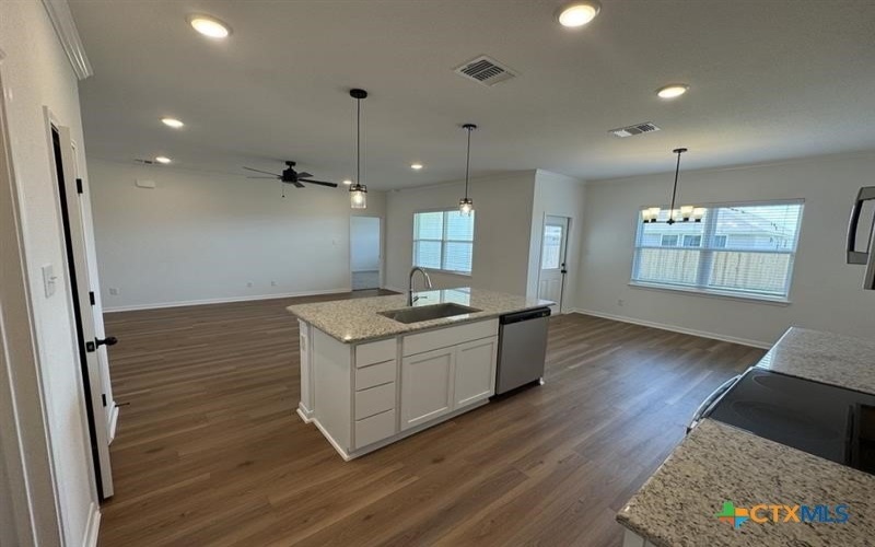 709 Killam Drive, Temple, TX 76502, 3 Bedrooms Bedrooms, ,2 BathroomsBathrooms,Residential,For Sale,709 Killam Drive,0,574536