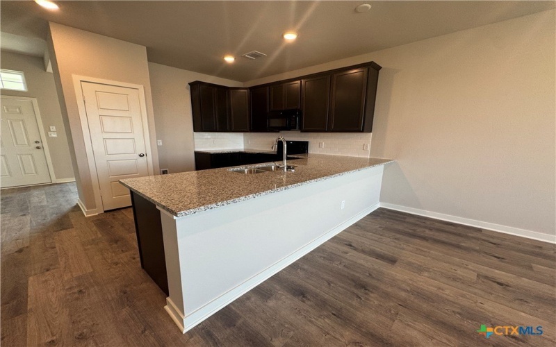 210 University Avenue, Troy, TX 76579, 3 Habitaciones Habitaciones , ,2 BañosBaños,Residential,En Venta,210 University Avenue,0,574563