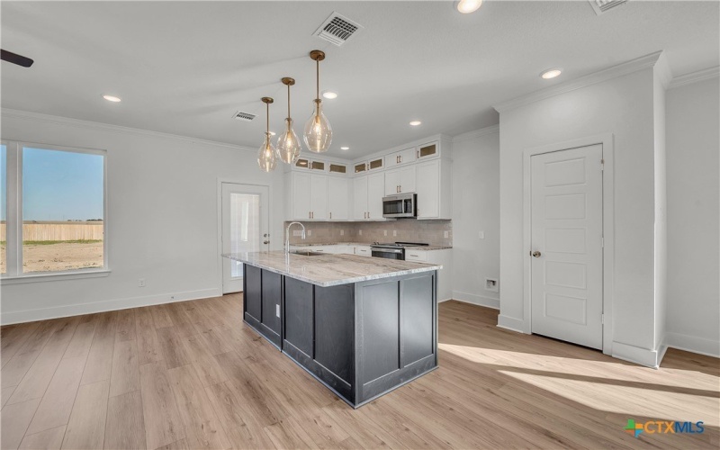 1912 Ember Drive, Temple, TX 76502, 4 Bedrooms Bedrooms, ,2 BathroomsBathrooms,Residential,For Sale,1912 Ember Drive,0,574569