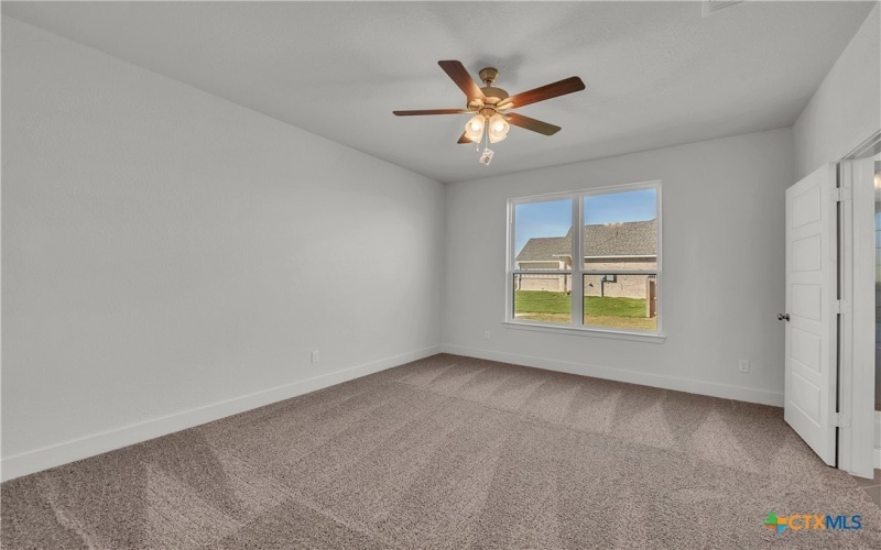 1912 Ember Drive, Temple, TX 76502, 4 Bedrooms Bedrooms, ,2 BathroomsBathrooms,Residential,For Sale,1912 Ember Drive,0,574569