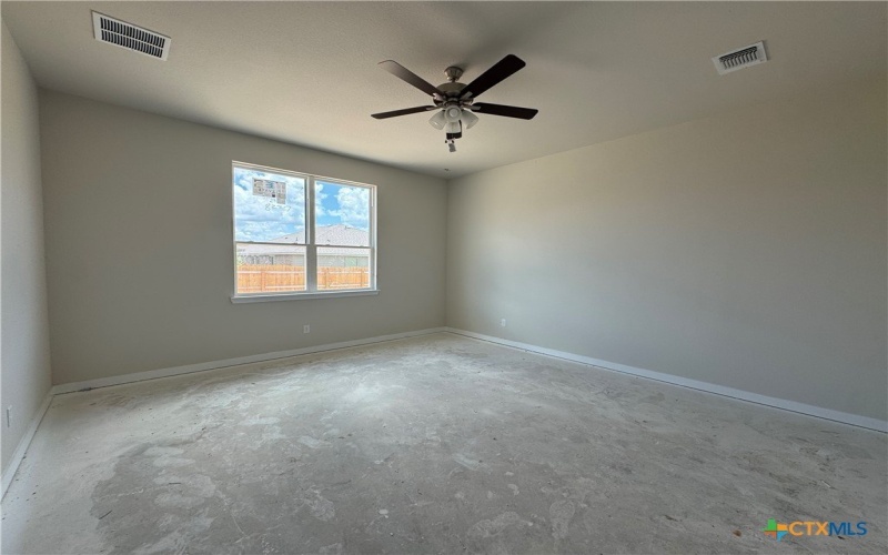 4012 Estes Court, Belton, TX 76513, 4 Bedrooms Bedrooms, ,2 BathroomsBathrooms,Residential,For Sale,4012 Estes Court,574590