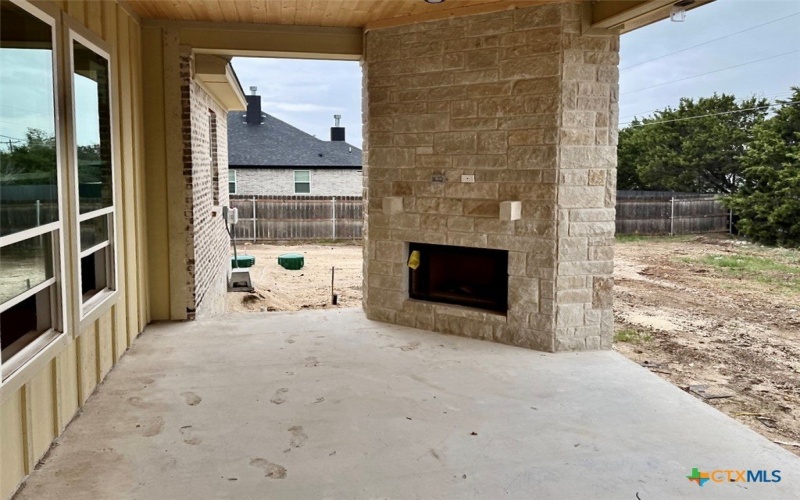 8000 Firestone Drive, Temple, TX 76502, 4 Bedrooms Bedrooms, ,2 BathroomsBathrooms,Residential,For Sale,8000 Firestone Drive,574662