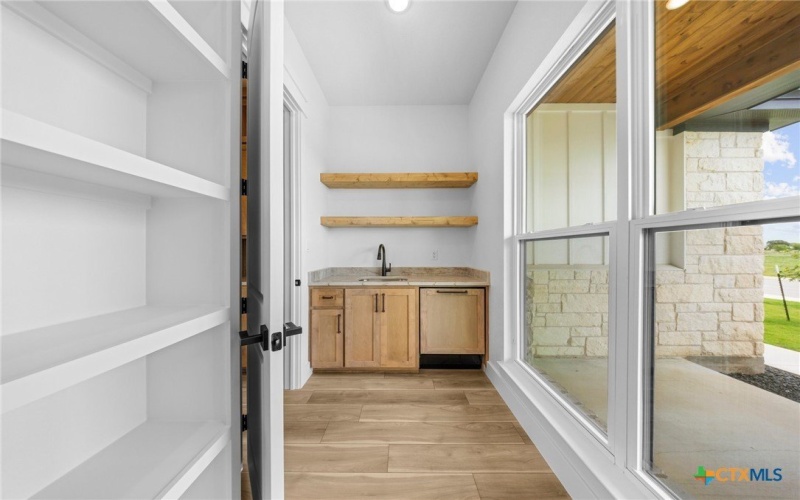 6751 King Mill Drive, Salado, TX 76571, 4 Bedrooms Bedrooms, ,3 BathroomsBathrooms,Residential,For Sale,6751 King Mill Drive,574779