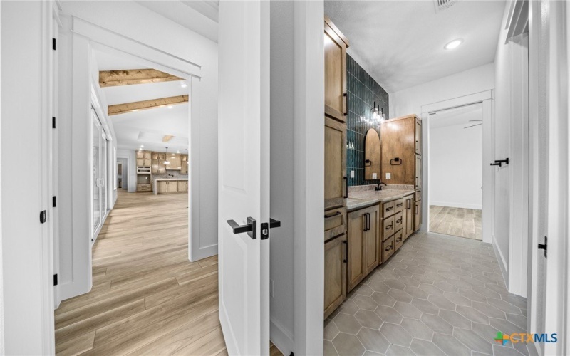 6751 King Mill Drive, Salado, TX 76571, 4 Bedrooms Bedrooms, ,3 BathroomsBathrooms,Residential,For Sale,6751 King Mill Drive,574779