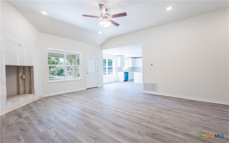224 W Beeline Lane, Harker Heights, TX 76548, 3 Bedrooms Bedrooms, ,2 BathroomsBathrooms,Residential,For Sale,224 W Beeline Lane,0,574847