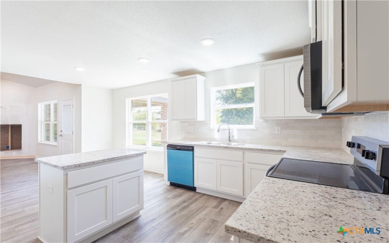 224 W Beeline Lane, Harker Heights, TX 76548, 3 Bedrooms Bedrooms, ,2 BathroomsBathrooms,Residential,For Sale,224 W Beeline Lane,0,574847
