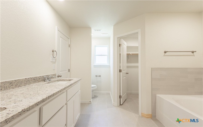 224 W Beeline Lane, Harker Heights, TX 76548, 3 Bedrooms Bedrooms, ,2 BathroomsBathrooms,Residential,For Sale,224 W Beeline Lane,0,574847
